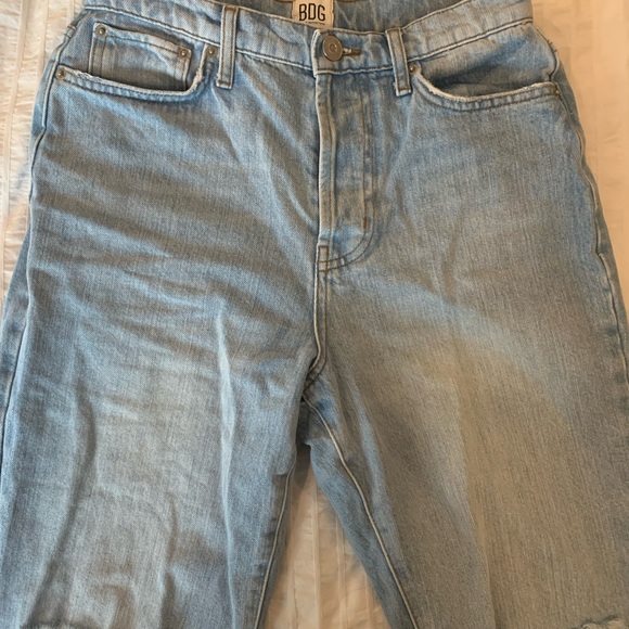 Urban Outfitters BDG High-Waisted Slim Straight Jean - Picture 3 of 5